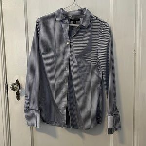 Banana Republic Riley shirt
